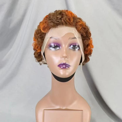 La Petite Audacieuse — Perruque 13x4 Lace Frontal Pixie Curly (Densité 180%)