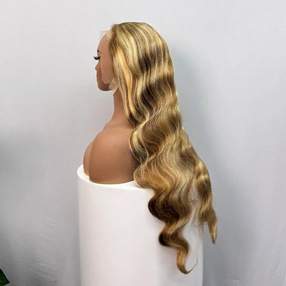 La Vague Solaire — Perruque 13x4 HD Lace Frontal Body Wave Balayage 30/613 (Densité 250%)