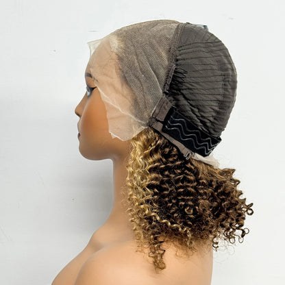Le Bob Solaire — Perruque 13x4 Lace Frontal Jerry Curly Méchée (Densité 200%)