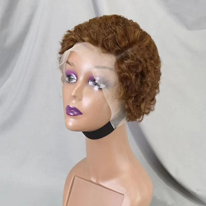 La Petite Audacieuse — Perruque 13x4 Lace Frontal Pixie Curly (Densité 180%)